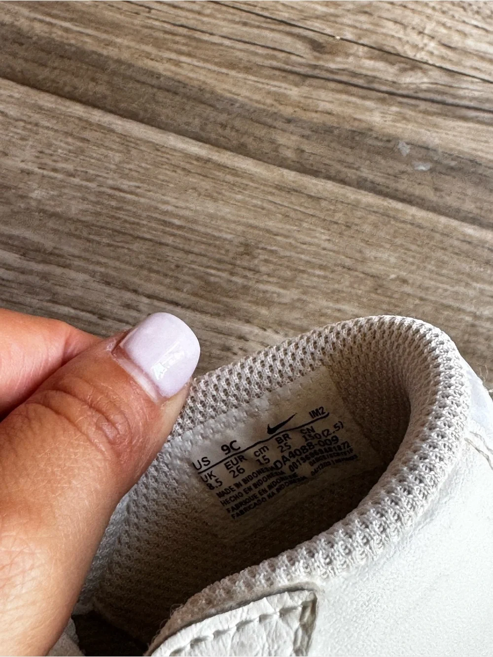 Nike toddler blazer sneakers white size 9